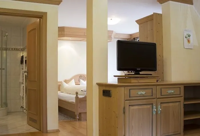 Hotel Tannenmuehle 3*